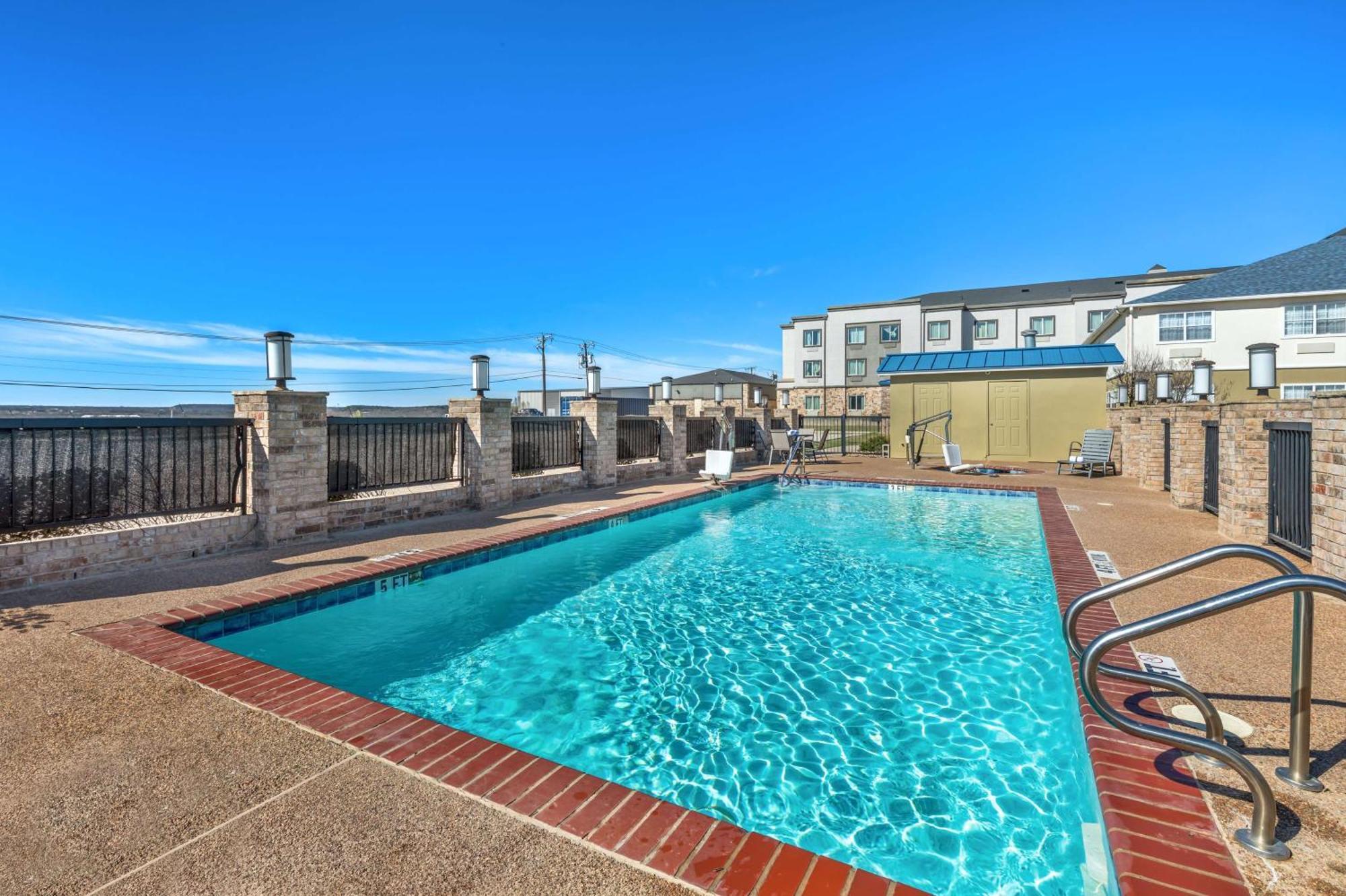 Best Western Clubhouse Inn&Suites Mineral Wells Exterior foto